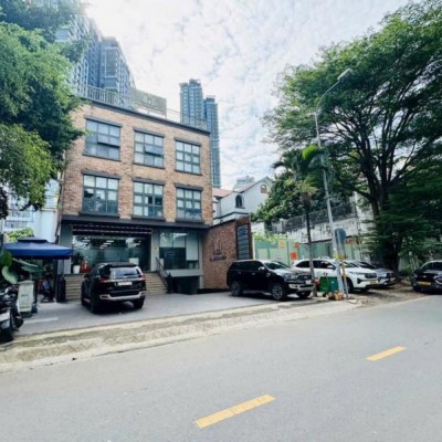 Bán nhà mặt tiền số 7 Giang Văn Minh diện tích: 12x20m