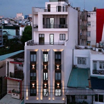 BÁN TÒA CĂN HỘ DỊCH VỤ ĐƯỜNG QUANG TRUNG DT: 7,8X23,9M (NH 11,5M) HẦM 7 TẦNG