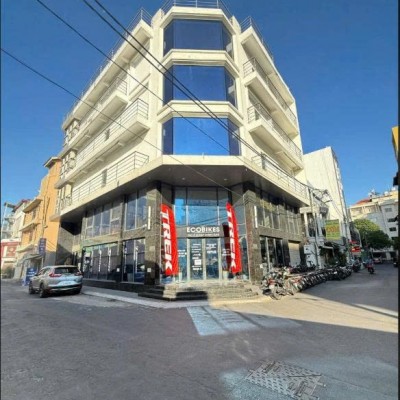 Bán tòa nhà đường Hoàng Việt diện tích: 14x20m hầm trệt 5 lầu