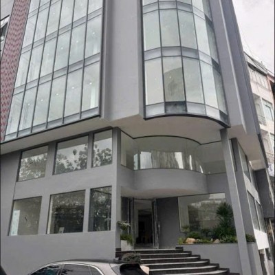 Bán tòa nhà đường Hoàng Sa diện tích: 12x15m (nở hậu 18m) hầm lửng 6 lầu