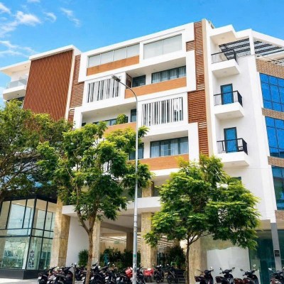 Bán tòa nhà CHDV mặt tiền đường Đặng Thùy Trâm diện tích: 13,2x24m hầm 6 tầng