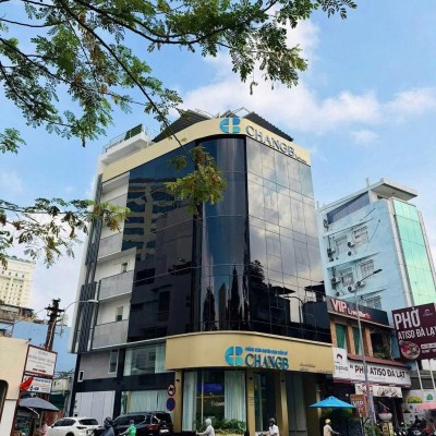 Bán tòa nhà góc 2 mặt tiền 72D Trần Quốc Toản DT:  8,5x16m hầm lửng 4 lầu ST