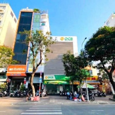 Bán tòa nhà mặt tiền đường Hoàng Diệu diện tích: 8,6x26m 4 tầng sân thượng
