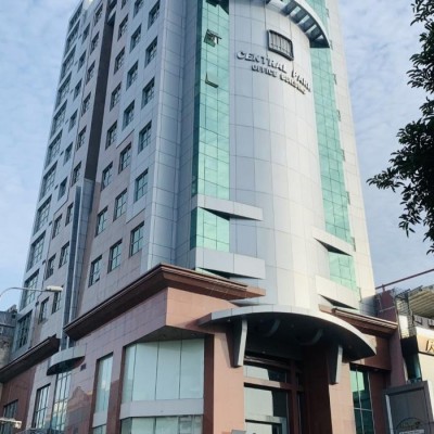 Cho thuê toà nhà 2 mặt tiền Nguyễn Trãi & Nam Quốc Cang