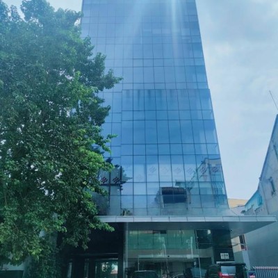 Cho thuê toà nhà mặt tiền quận 1. Toà nhà đường Yersin