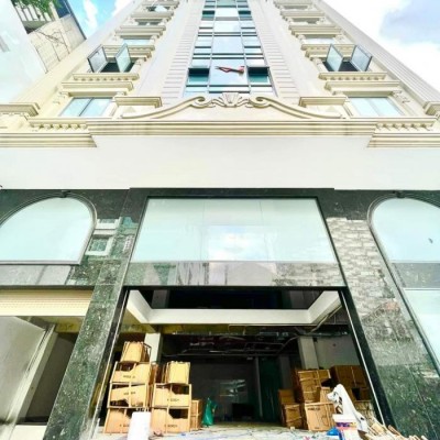 Cho thuê tòa nhà mới xây mặt tiền đường nguyễn sơn hà quận 3