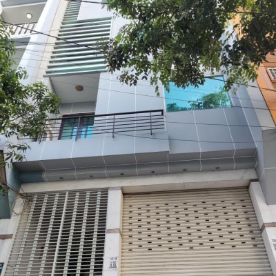 Cho thuê nhà mặt tiền đường phan xích long quận phú nhuận