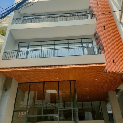 Cho thuê tòa nhà khu sân bay đường Yên Thế