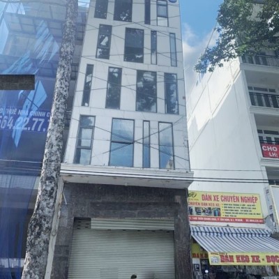 Cho thuê nhà nguyên căn mặt tiền đường Trần Quang Khải