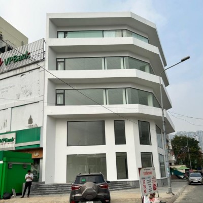 Cho thuê nhà mới 3 mặt tiền đường Trần Não quận 2