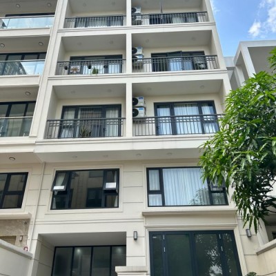 Cho thuê toà nhà đường Trường Chinh