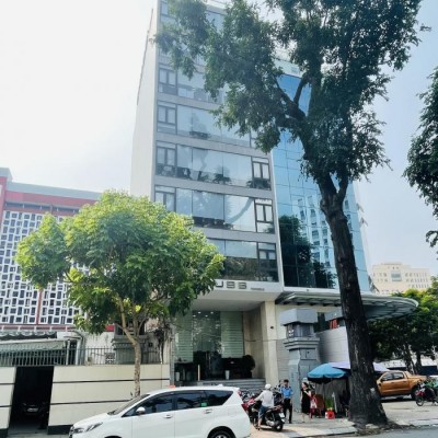 Cho thuê tòa nhà mặt tiền đường Nguyễn Trãi quận 1