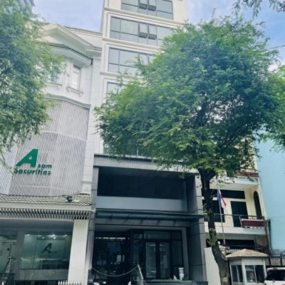 Cho thuê tòa nhà đường Lê Thánh Tôn