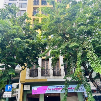 Cho thuê tòa nhà mặt tiền đường Phan Bội Châu đối diện chợ Bến Thành