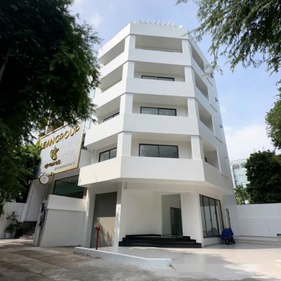 Tòa nhà cho thuê góc 2 mặt tiền đường Nguyễn Văn Thủ - Phùng Khắc Khoan Quận 1