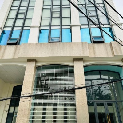 Cho thuê tòa nhà đường 12 khu Trần Não