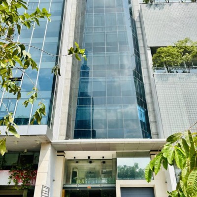 Cho thuê tòa nhà mặt tiền 673 Điện Biên Phủ