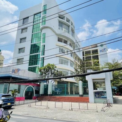 Cho thuê tòa nhà đường Ngô Tất Tố quận Bình Thạnh đối diện City Garden